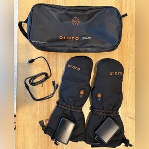 Ororo Black Heated Gloves (Glittens) with Two Battery Packs, Charger, and Case